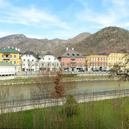 Traunkai - Zimnitz Blick アパート